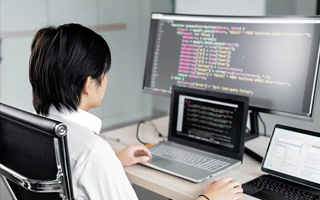 梧州 api php源码,下载的php源码怎么运行呢？